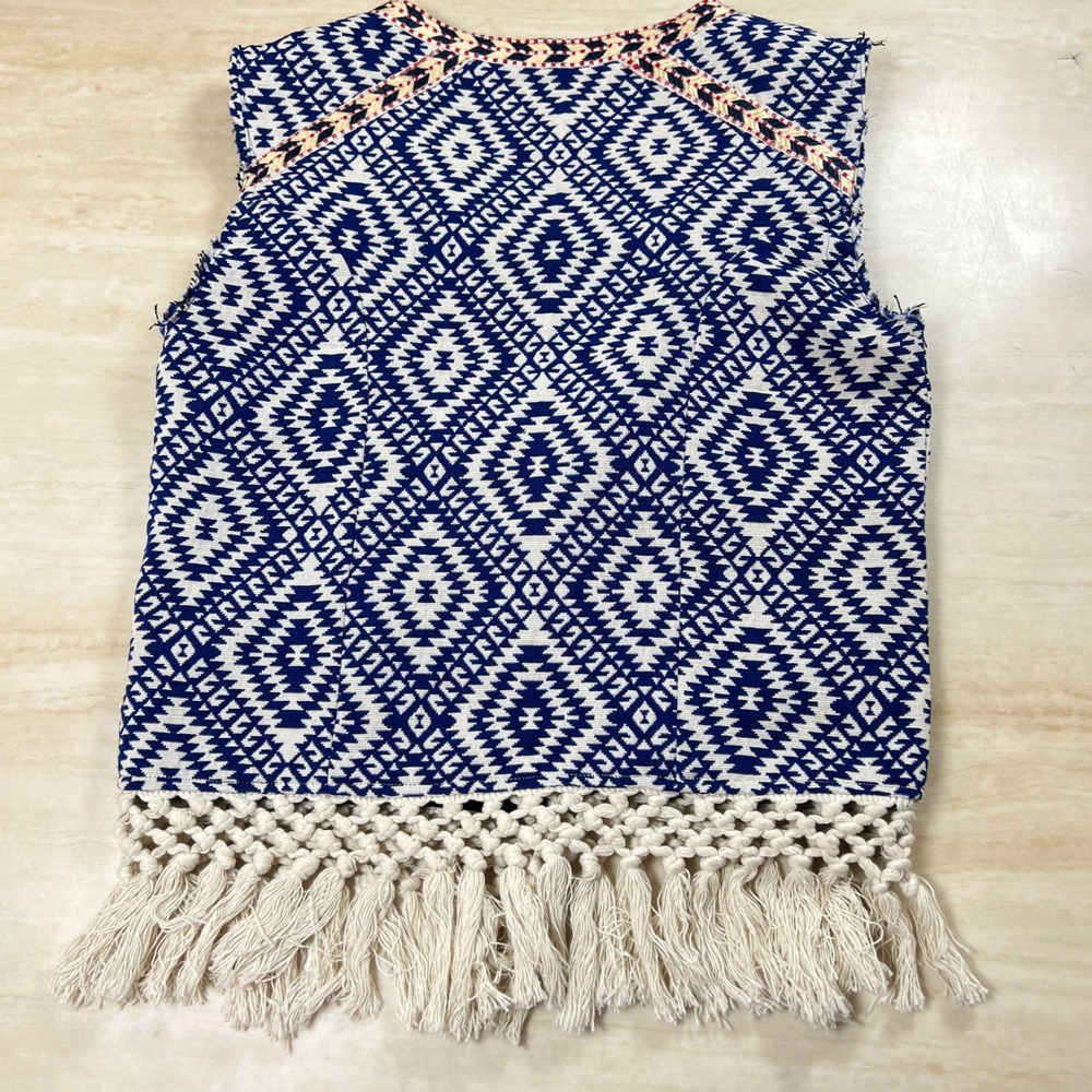 TULAROSA Blue White Geometric Boho Fringe Vest Jacket Women's Size M - Picture 9 of 12